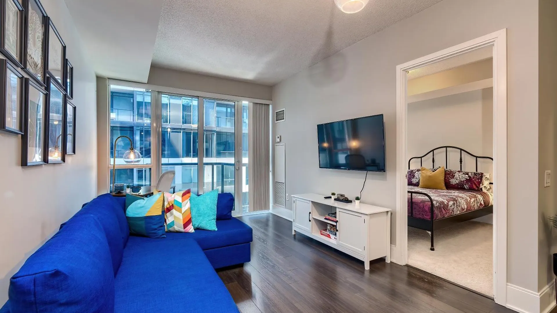 Condo In The Heart Of Downtown Toronto! 0*, Toronto Canada
